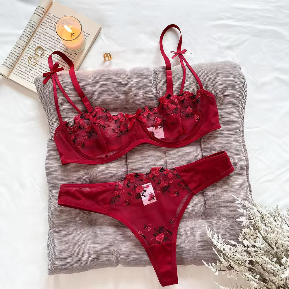 Intimate Floral Mesh Lingerie Set: Double Strap Detail & Sheer Elegance