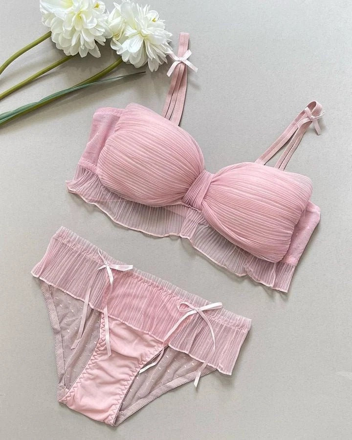 Elegant Pleated Set – Soft, Comfortable & Feminine