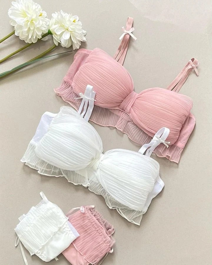 Elegant Pleated Set – Soft, Comfortable & Feminine
