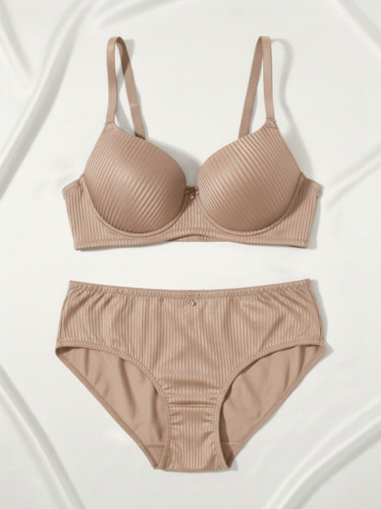 Premium Moulded Wire Bra – Everyday Comfort & Support