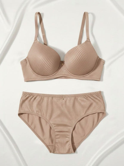 Premium Moulded Wire Bra – Everyday Comfort & Support