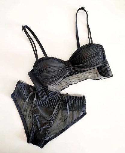 Elegant Pleated Set – Soft, Comfortable & Feminine