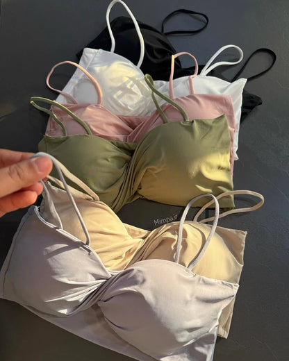 Premium Seamless Twist Bra – Soft, Comfortable & Stylish